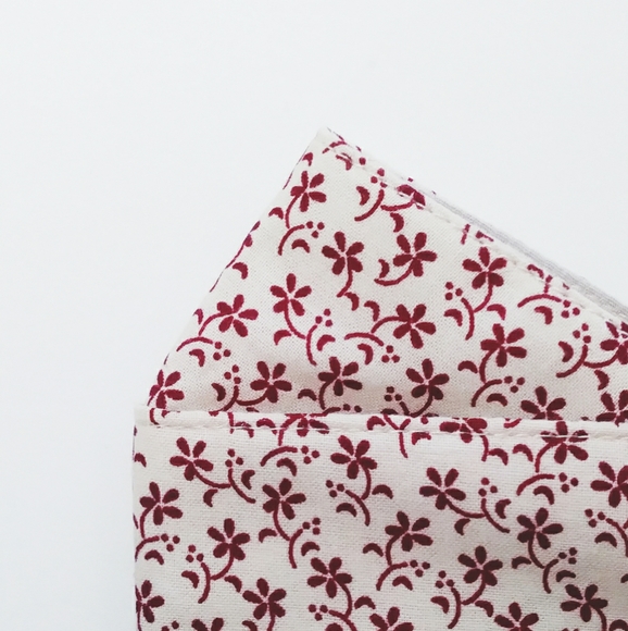 3D Flower Patterned Face Mask - Picture 3 of 7